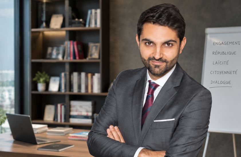 Jad Zahab Origine Parents : Qui est vraiment l’essayiste franco-libanais ? Jad Zahab Origine Parents